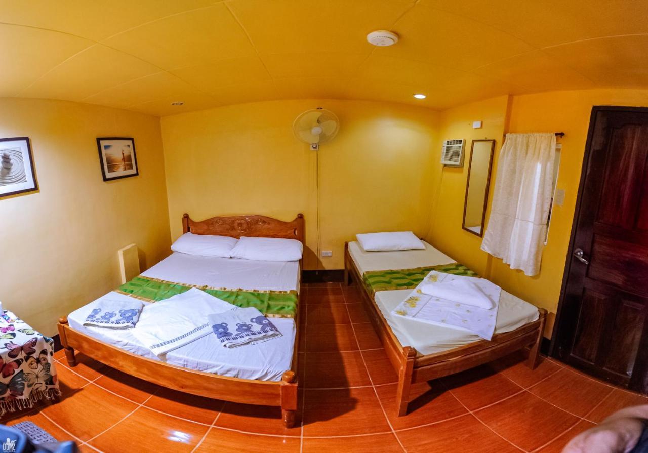 Apo Pension House Coron Extérieur photo