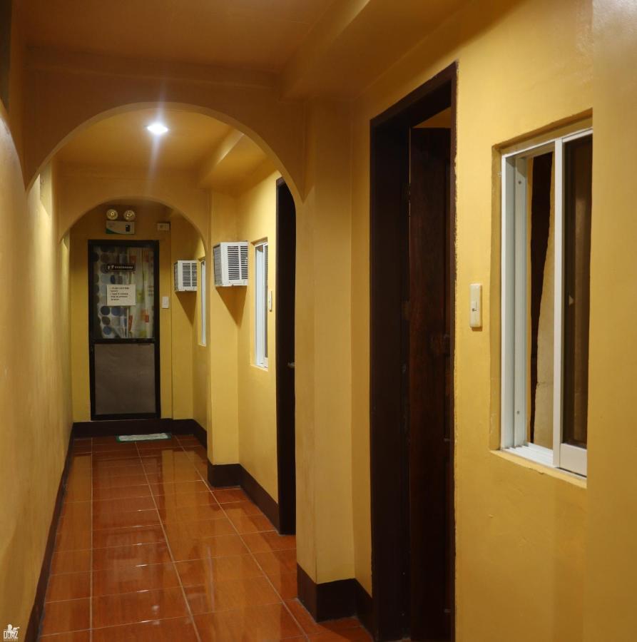 Apo Pension House Coron Extérieur photo