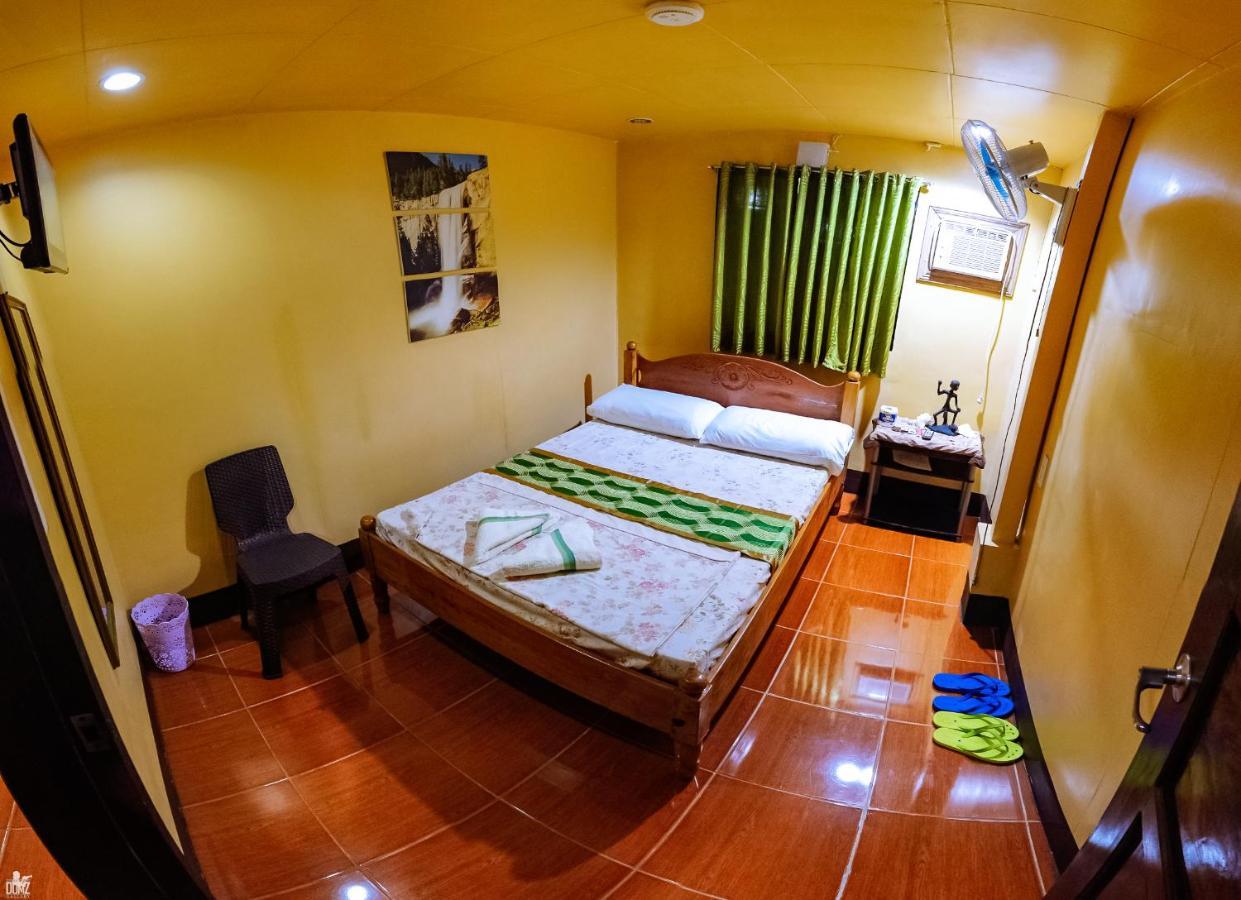 Apo Pension House Coron Extérieur photo
