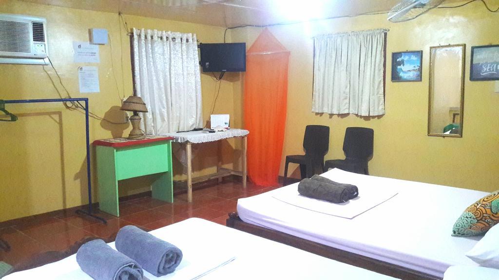 Apo Pension House Coron Extérieur photo