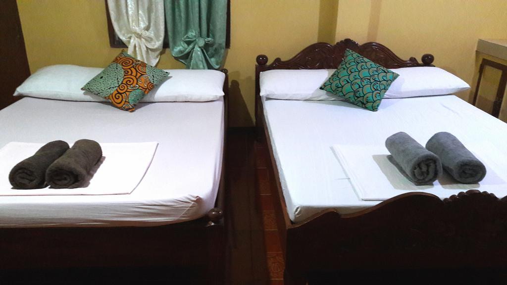Apo Pension House Coron Extérieur photo