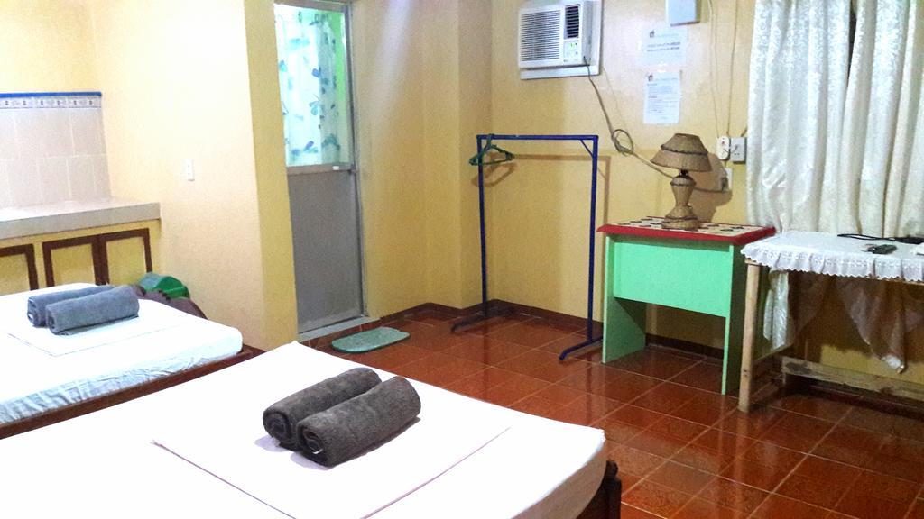 Apo Pension House Coron Extérieur photo